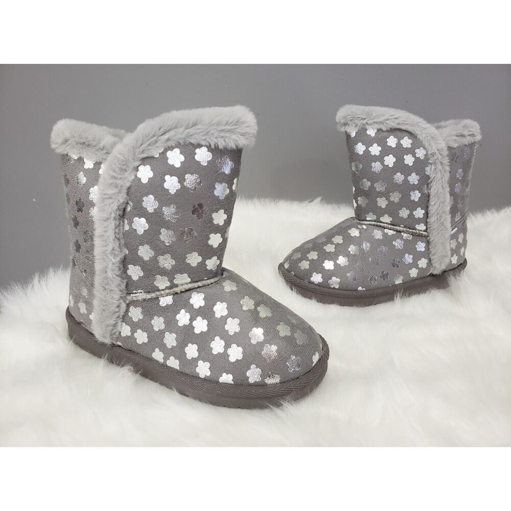 NEW Sz 2 Girls Flower Silver Gray Metallic Flower Faux-Fur Slipper Winter Boot